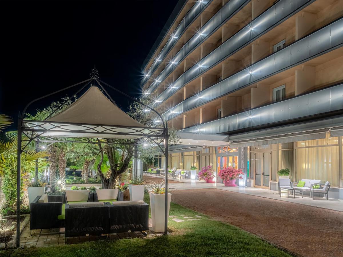 Hotel Terme Cristoforo Abano Terme Kültér fotó
